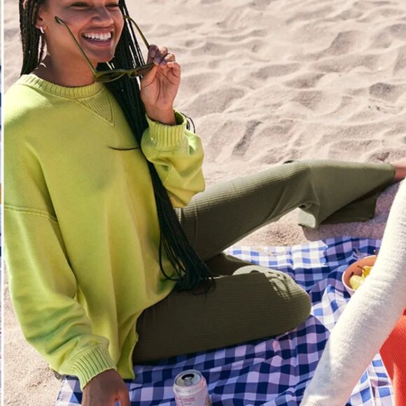 Aerie Down To Earth Crew Sweatshirt Staying Kind Feeling Cool Oversized Size M - Picture 2 of 3